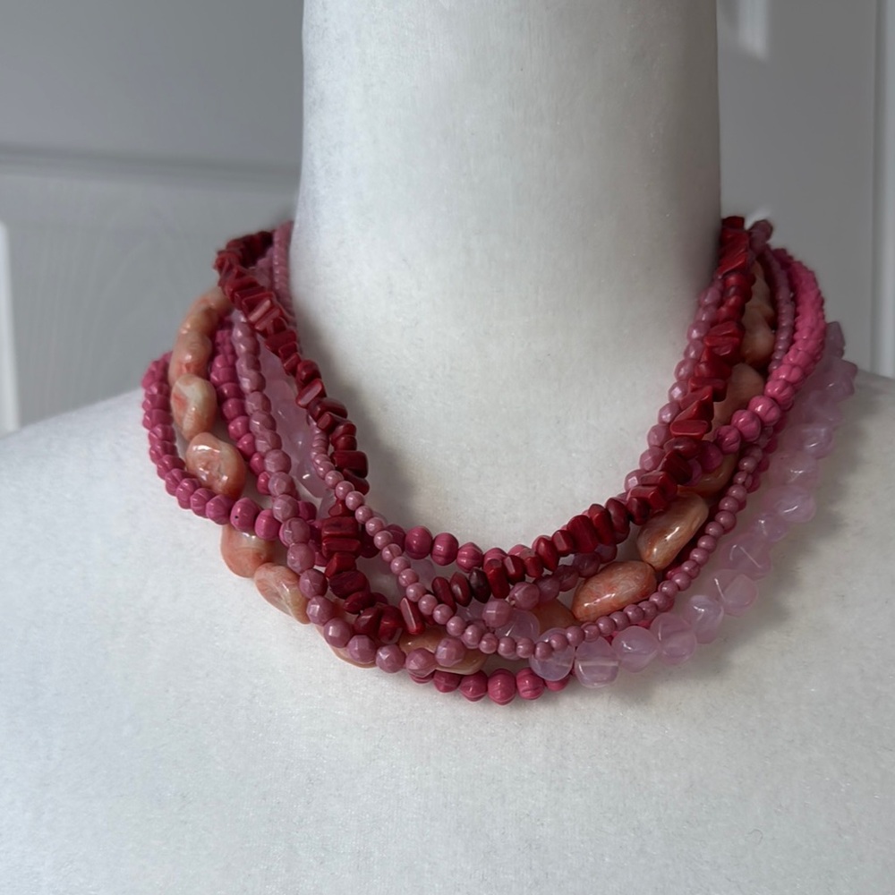 Elegant Pink Beaded Necklace